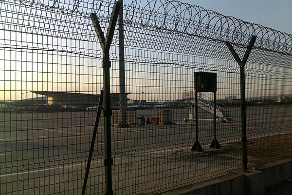 机场护栏网图片2